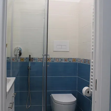 Couette-café Reginella 3*